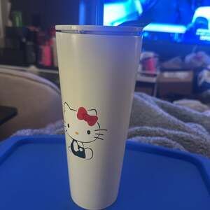 Sanrio Hello Kitty 26 Oz. Starbucks Tumbler